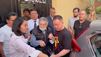 Expresidente Fujimori reingresa a la política de Perú tras afiliarse al partido de su hija Expresidente Fujimori reingresa a la política de Perú tras afiliarse al partido de su hija