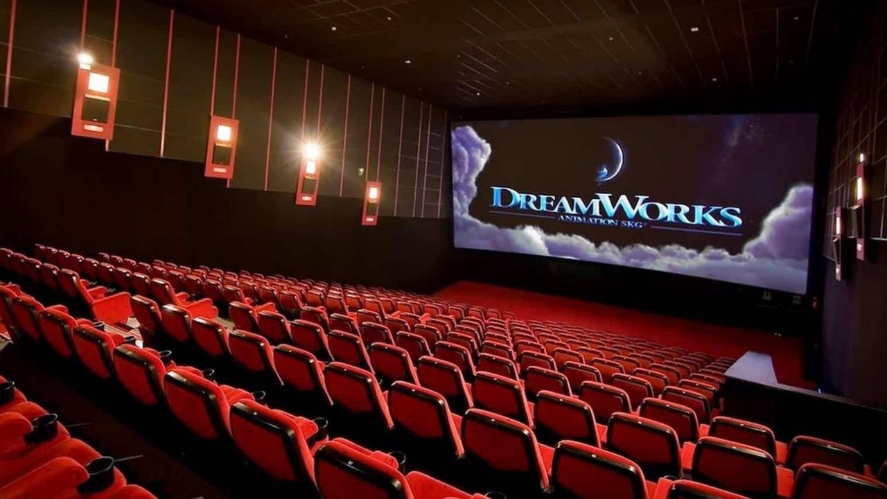 Cine, recitales y ocio...afuera: con economías asfixiadas, las familias reducen cada vez más sus consumos culturales