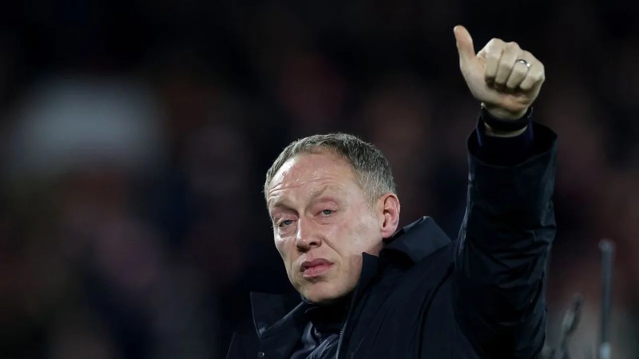 Leicester nombra entrenador a Cooper, ex del Forest