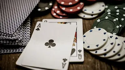 Típicas castas y fichas usadas en el poker Típicas castas y fichas usadas en el poker