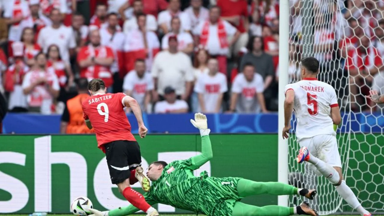 Austria vence 3-1 a Polonia y sigue soñando con los octavos de final de la Euro