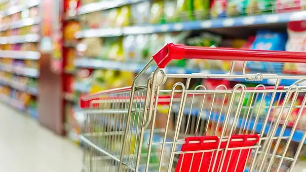 Los hogares no se recuperan y el consumo volvió a caer en julio: acumula 8 meses en baja | Recesión