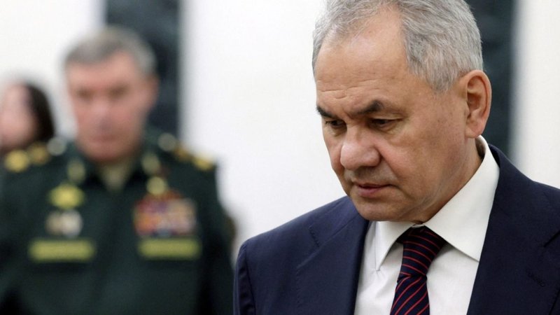 Crímenes de guerra: la Corte Penal Internacional ordenó el arresto del jefe del ejército ruso y ex ministro de Defensa