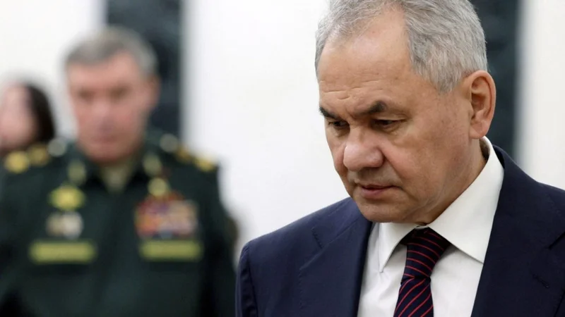 Crímenes de guerra: la Corte Penal Internacional ordenó el arresto del jefe del ejército ruso y ex ministro de Defensa