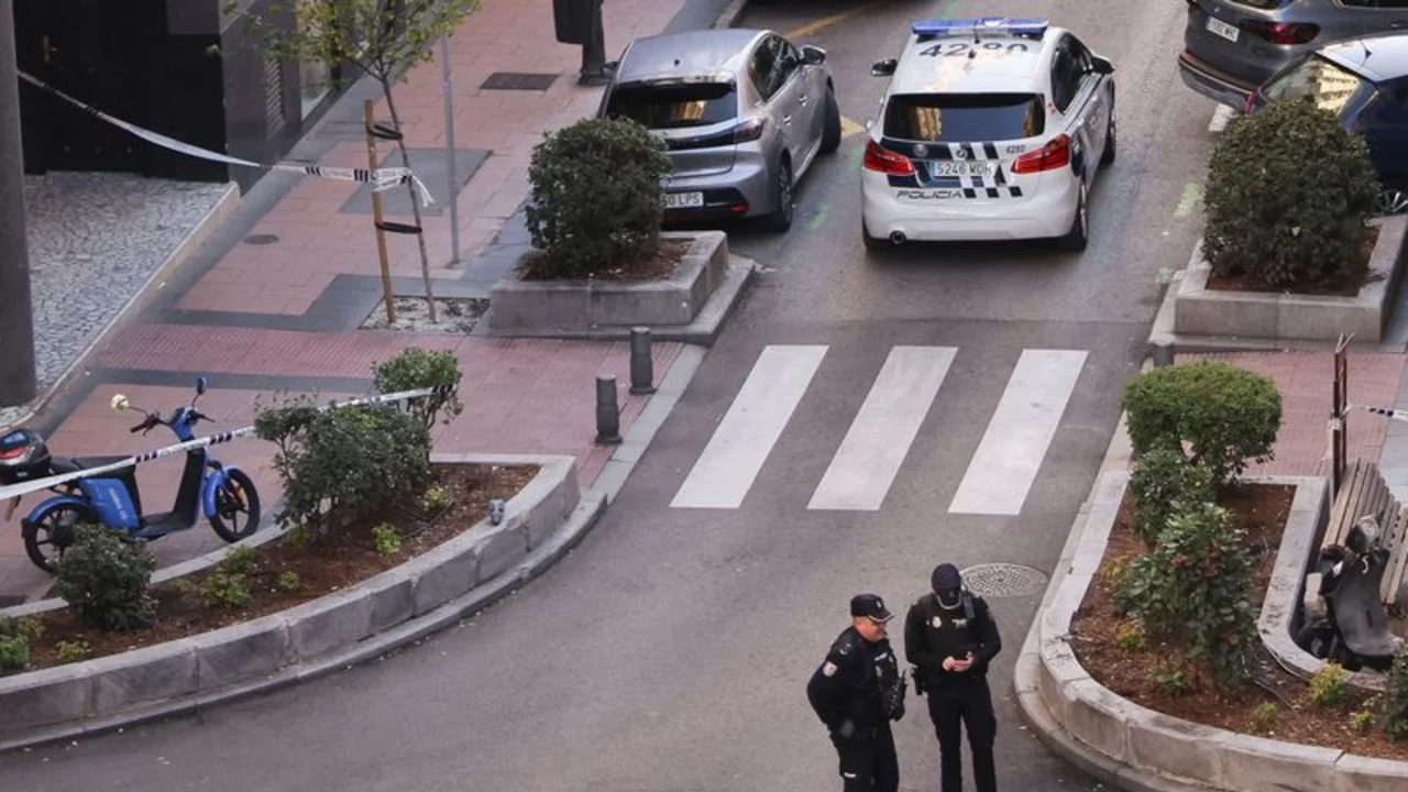 El sospechoso de disparar a un político español podría haber planeado otro asesinato