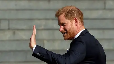 Príncipe Enrique es acusado de "ofuscarse" en demanda contra periódicos de Murdoch Príncipe Enrique es acusado de "ofuscarse" en demanda contra periódicos de Murdoch