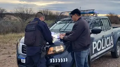 Una mujer que viajaba a Neuquén fue detenida con una nena de 5 años desaparecida en Mendoza Una mujer que viajaba a Neuquén fue detenida con una nena de 5 años desaparecida en Mendoza