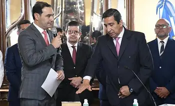 Abusos, desapariciones y muertes: escándalos y pedidos de renuncia del Gobierno de Valdés | Corrientes