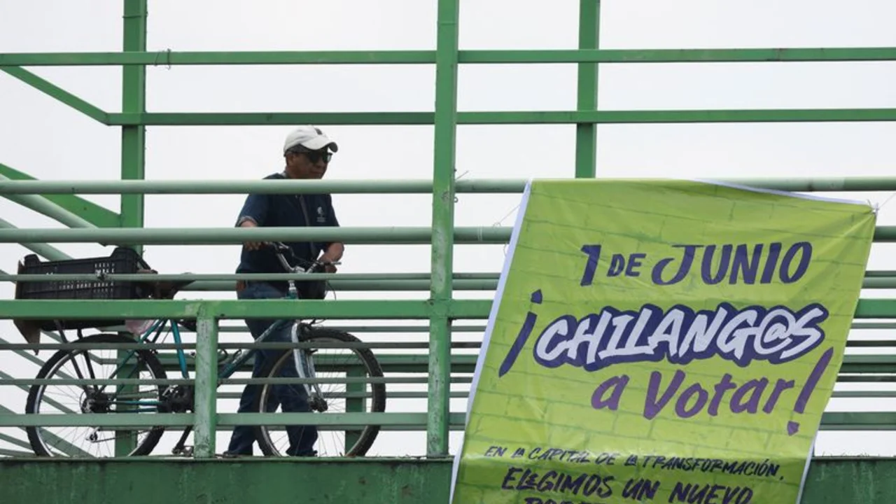 México vota en primeras elecciones judiciales de su historia