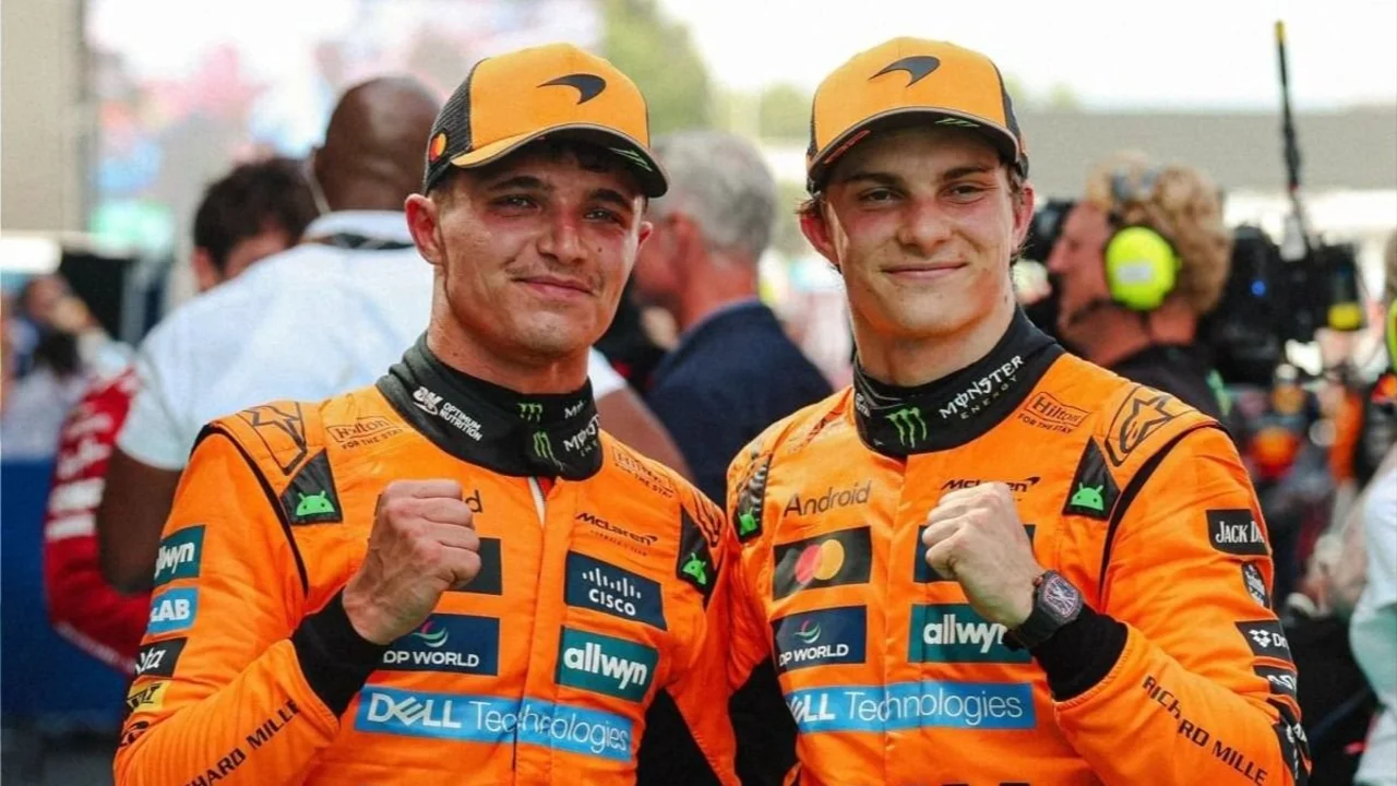 Lando Norris y Oscar Piastri.