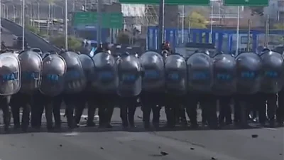 Trabajadores de La Salada insisiten con el reclamo para que se reabra el predio Trabajadores de La Salada insisiten con el reclamo para que se reabra el predio