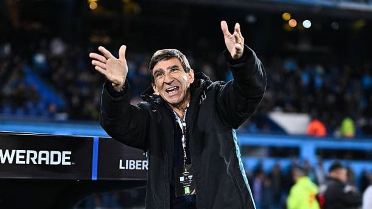 Racing Club, Gustavo Costas, mercado de pases, América de Cali