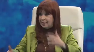 Cristina Kirchner: “Voy a ser candidata en la tercera sección electoral” Cristina Kirchner: “Voy a ser candidata en la tercera sección electoral”