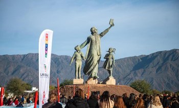Homenajearon a la maestra de la Patria, Rosario Vera Peñaloza | Homenaje