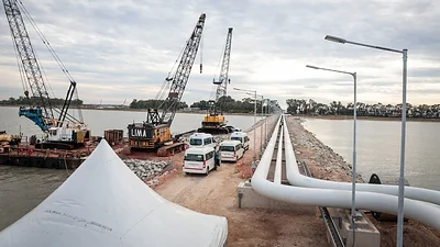 PBA inauguró un tramo clave para el traslado de petróleo y acompañará la producción de Vaca Muerta PBA inauguró un tramo clave para el traslado de petróleo y acompañará la producción de Vaca Muerta