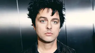 Qué pasó con el cantante de Green Day. Qué pasó con el cantante de Green Day.