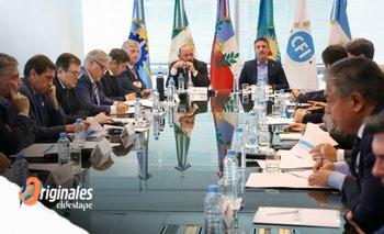 Los gobernadores exigen ver a Milei por la caída de la recaudación y la falta de obras | Javier milei presidente