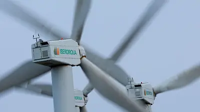 Los sindicatos de Iberdrola llaman a la huelga a más de 9.000 trabajadores en España Los sindicatos de Iberdrola llaman a la huelga a más de 9.000 trabajadores en España