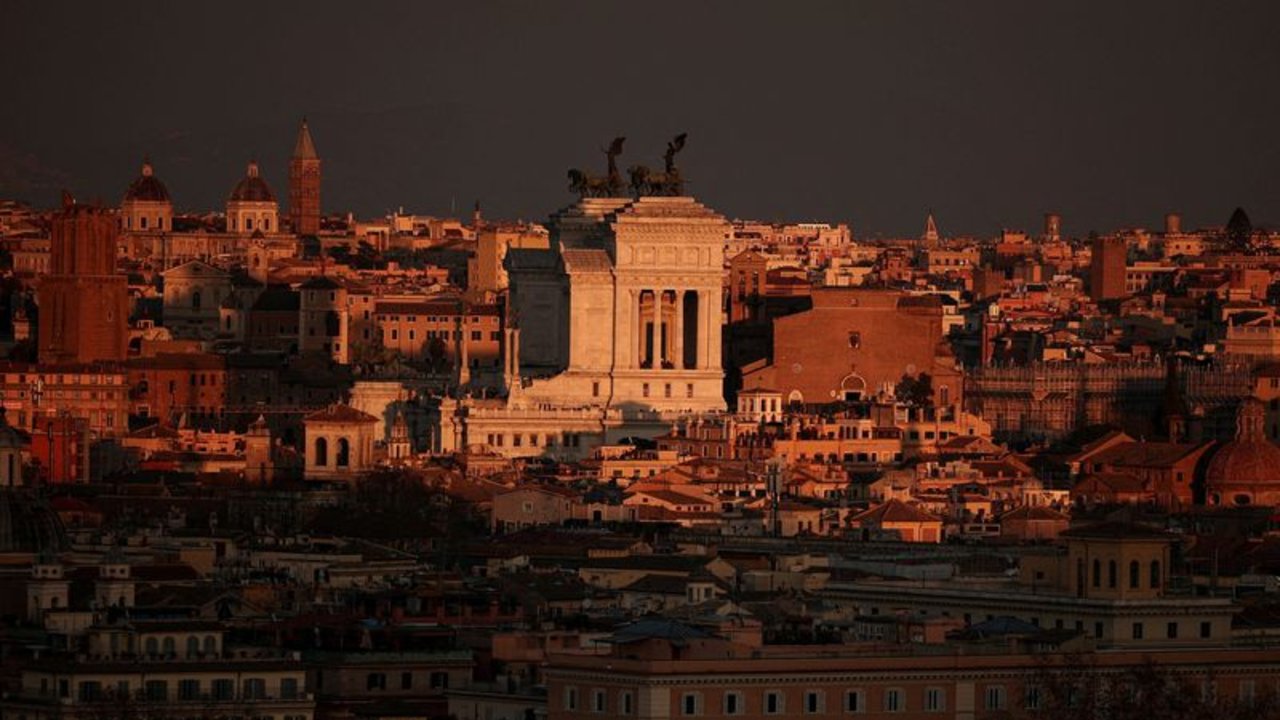 Italia reprime las protestas, las ocupaciones ilegales y el cannabis