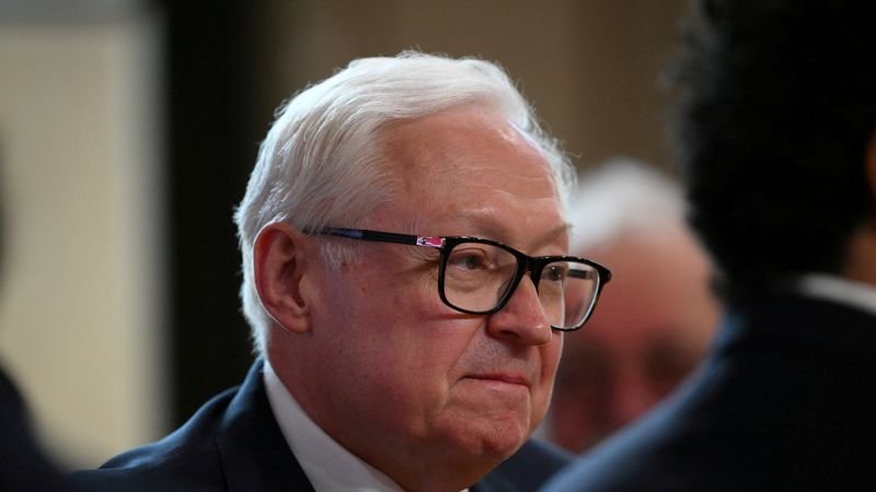 Rusia insta a EEUU y Reino Unido a contener a Ucrania tras los ataques a los bombarderos