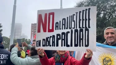 Prestadores de servicios para personas con discapacidad vuelven a manifestarse: "Instituciones que tengan que cerrar"