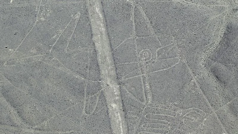 Líneas de Nasca en Perú, bajo amenaza de cientos de minas tras recorte del área protegida
