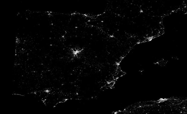 Una <b>Inteligencia Artificial</b> aseguró que habrá un "apagón mundial" en 2027 - El Destape thumbnail