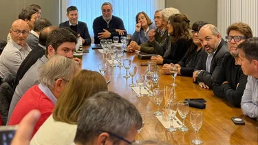 A un mes del cierre de alianzas, se mueve el centro político en Buenos Aires