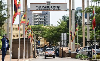 El Banco Mundial reanudará la financiación a Uganda tras el parón por la ley anti-LGBT | Uganda