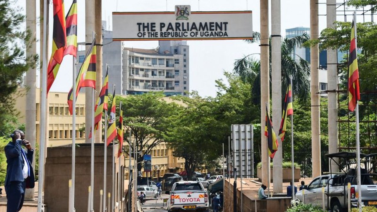 El Banco Mundial reanudará la financiación a Uganda tras el parón por la ley anti-LGBT