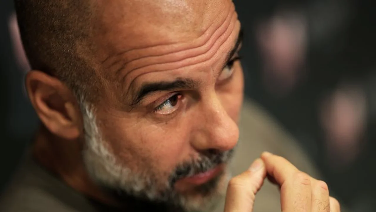 Guardiola sueña con la gloria de un Mundial, pero no planea dejar el City pronto