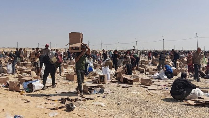 Seis palestinos asesinados cerca de un centro de distribución de ayuda en Gaza Seis palestinos asesinados cerca de un centro de distribución de ayuda en Gaza