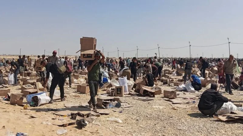 Seis palestinos asesinados cerca de un centro de distribución de ayuda en Gaza Seis palestinos asesinados cerca de un centro de distribución de ayuda en Gaza