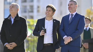 La Plata: Kicillof y Alak inauguraron las obras de remodelación de Plaza Italia