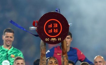 Raphinha, del Barcelona, nombrado mejor jugador de LaLiga de la temporada | España
