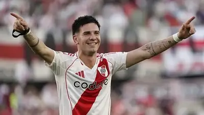 El Real Madrid avanzó fuerte por Mastantuono y está cerca de cerrar a la joya del River de Gallardo El Real Madrid avanzó fuerte por Mastantuono y está cerca de cerrar a la joya del River de Gallardo