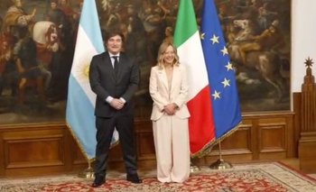 Milei de nuevo de gira: ya está en Roma y firmó acuerdos con Meloni | Seguimiento minuto a minuto