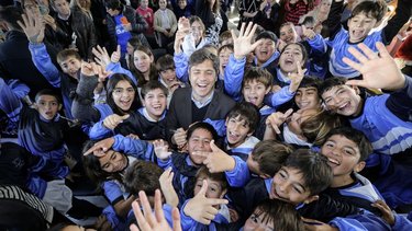 Kicillof refuerza el sistema educativo y la seguridad en la provincia: más patrulleros e infraestructura para General Villegas