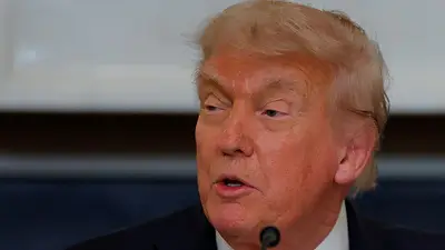 Trump firma decretos para reforzar defensas EEUU contra drones, impulsar los vuelos supersónicos Trump firma decretos para reforzar defensas EEUU contra drones, impulsar los vuelos supersónicos