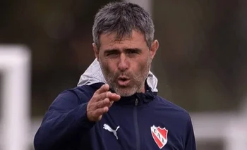 Chau Independiente: Vaccari se cansó y borró a un jugador del plantel | Independiente