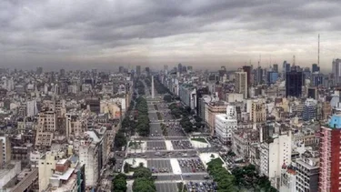 Neblina, nubes y temperaturas templadas en Buenos Aires 