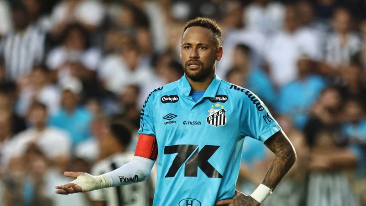 Neymar da positivo por COVID-19, dice el Santos de Brasil