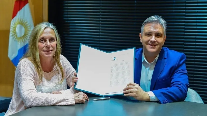 Una ministra de Llaryora cargó contra Milei por el modelo de ajuste: "Lógica inhumana"