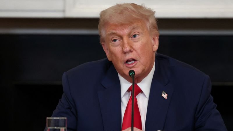 Trump dice que reunión con Irán está prevista para el jueves