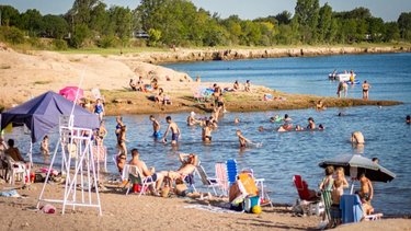 Escapadas: el pueblo que combina bosque, lago y sierras