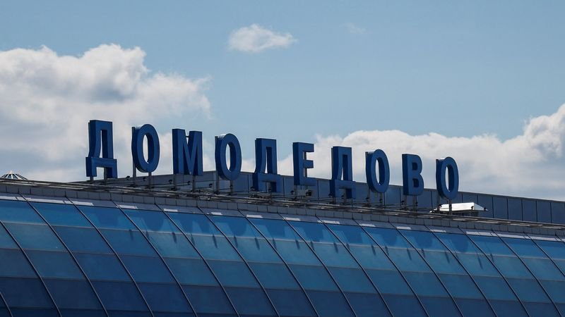 Drones ucranianos paralizan temporalmente los vuelos en Moscú y San Petersburgo