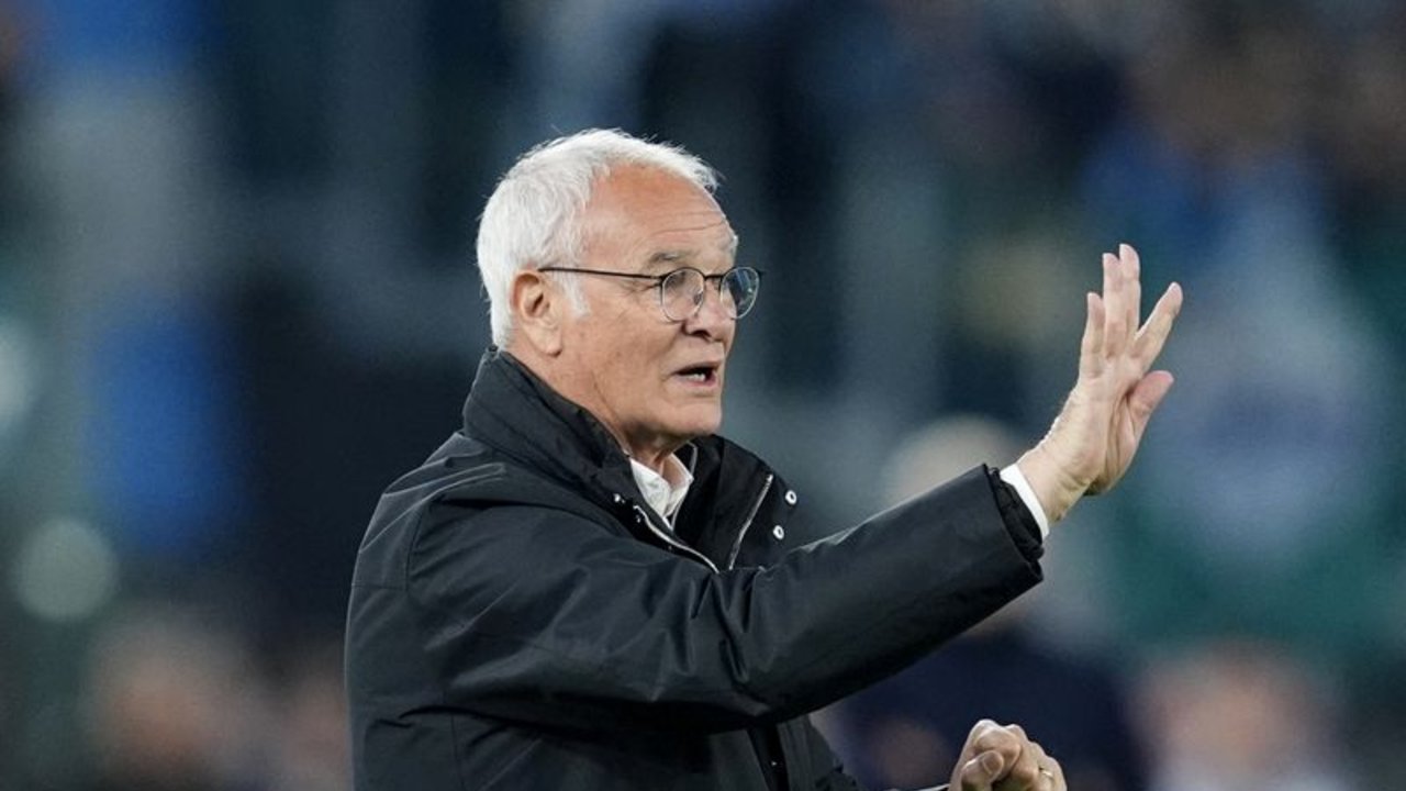 Ranieri rechaza ser DT de Italia para seguir en la Roma como asesor principal