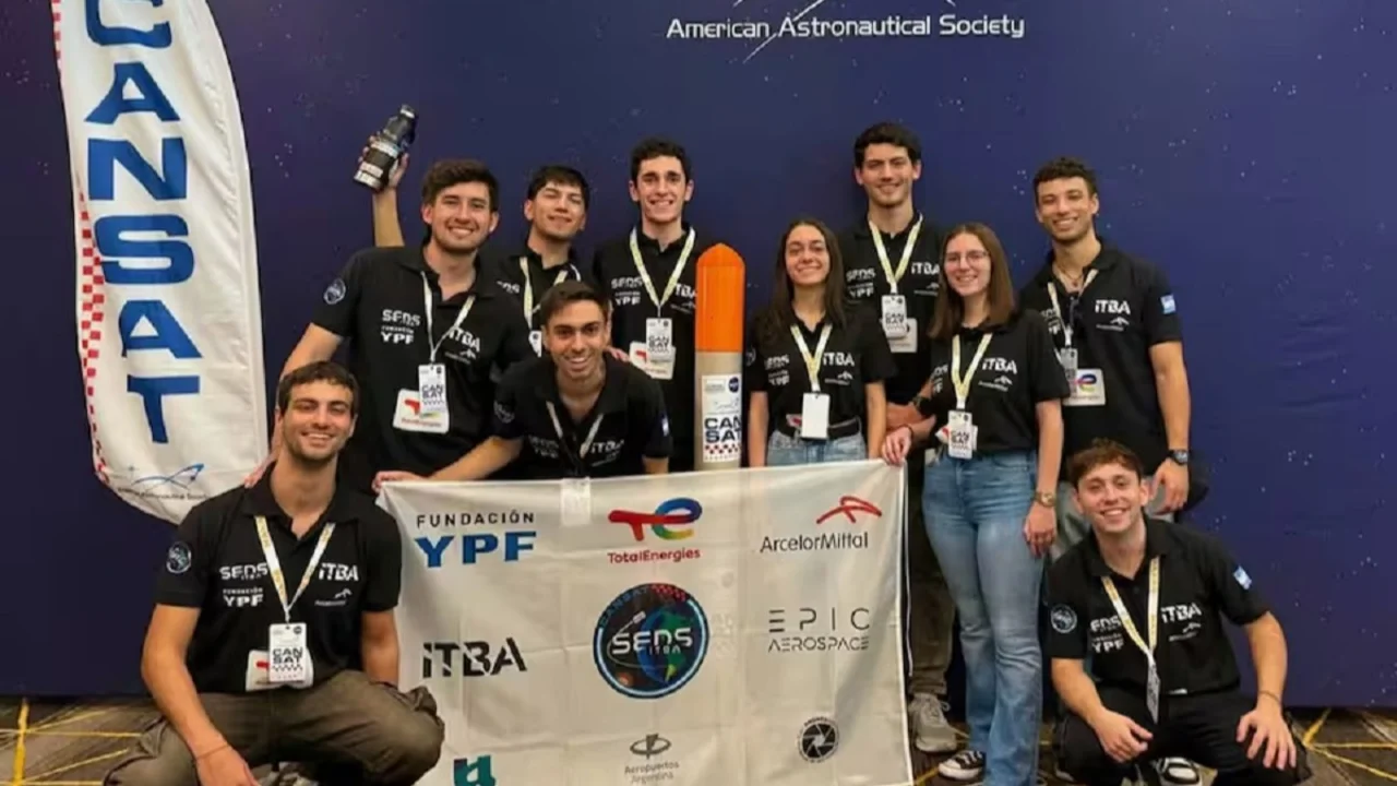 Equipo argentino ganador de la NASA