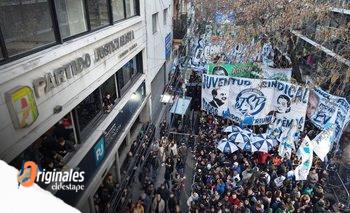 Ni derrota ni punto final: en la sede del PJ la promesa fue pelear y volver | La condena de cristina