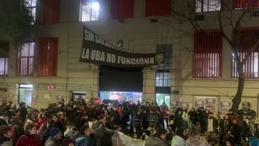 Tomaron las facultades de Sociales y de Filosofía y Letras de la UBA por el fallo contra Cristina Kirchner